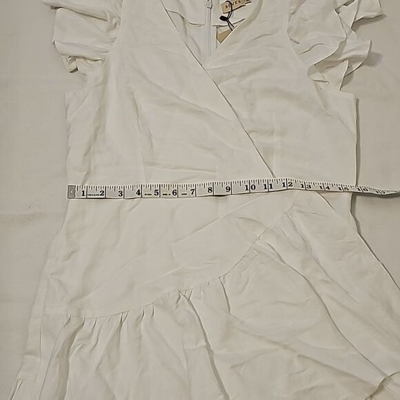 REVES RUFFLE DRESS SIZE MEDIUM - Picture 8 of 11
